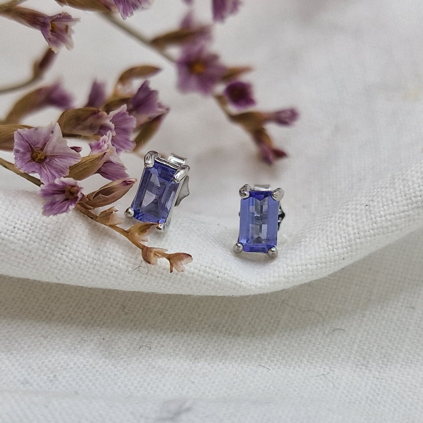 Tanzanite - Elegance Mini Earrings