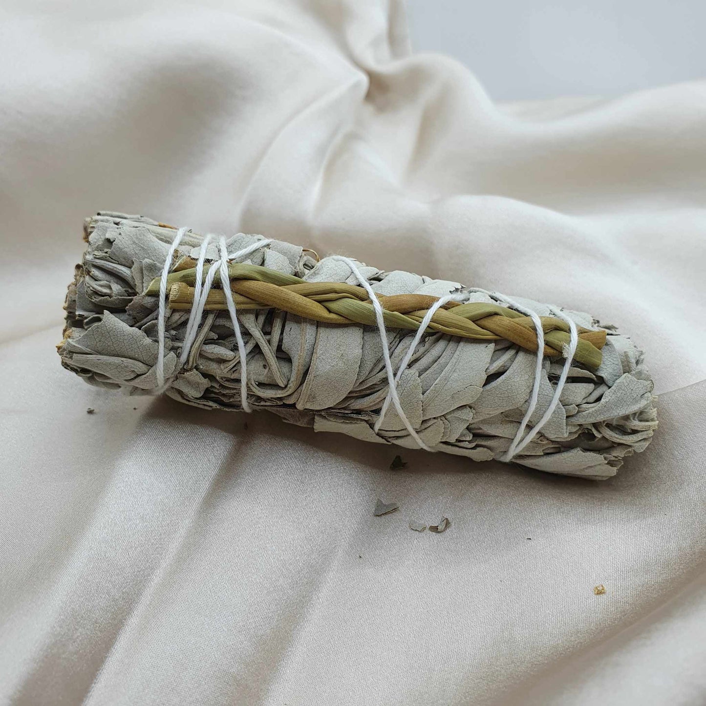 Beli Žajbelj S Sladko Travo 10cm - Kadilo