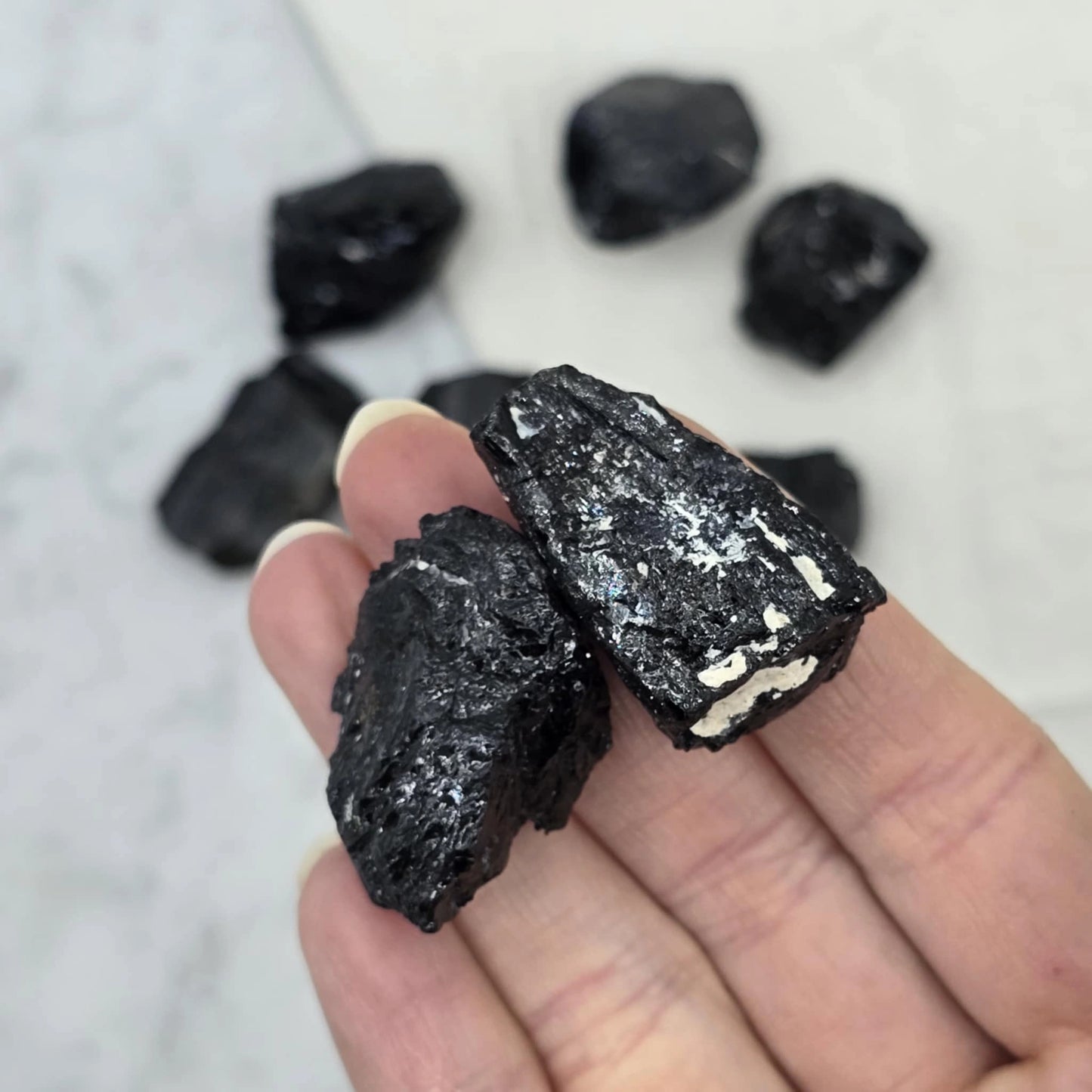 Črni Turmalin Trgovina S Kristali Adorable Stones