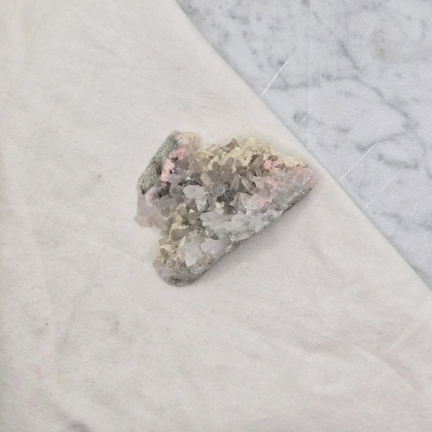 Rodokrozit S Kameno Strelo In Stilbitom  - Rastišče #52