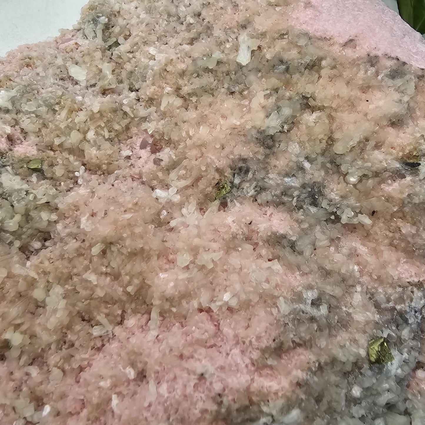 Rodokrozit Z Kameno Strelo, Piritom In Stilbitom - Rastišče #644