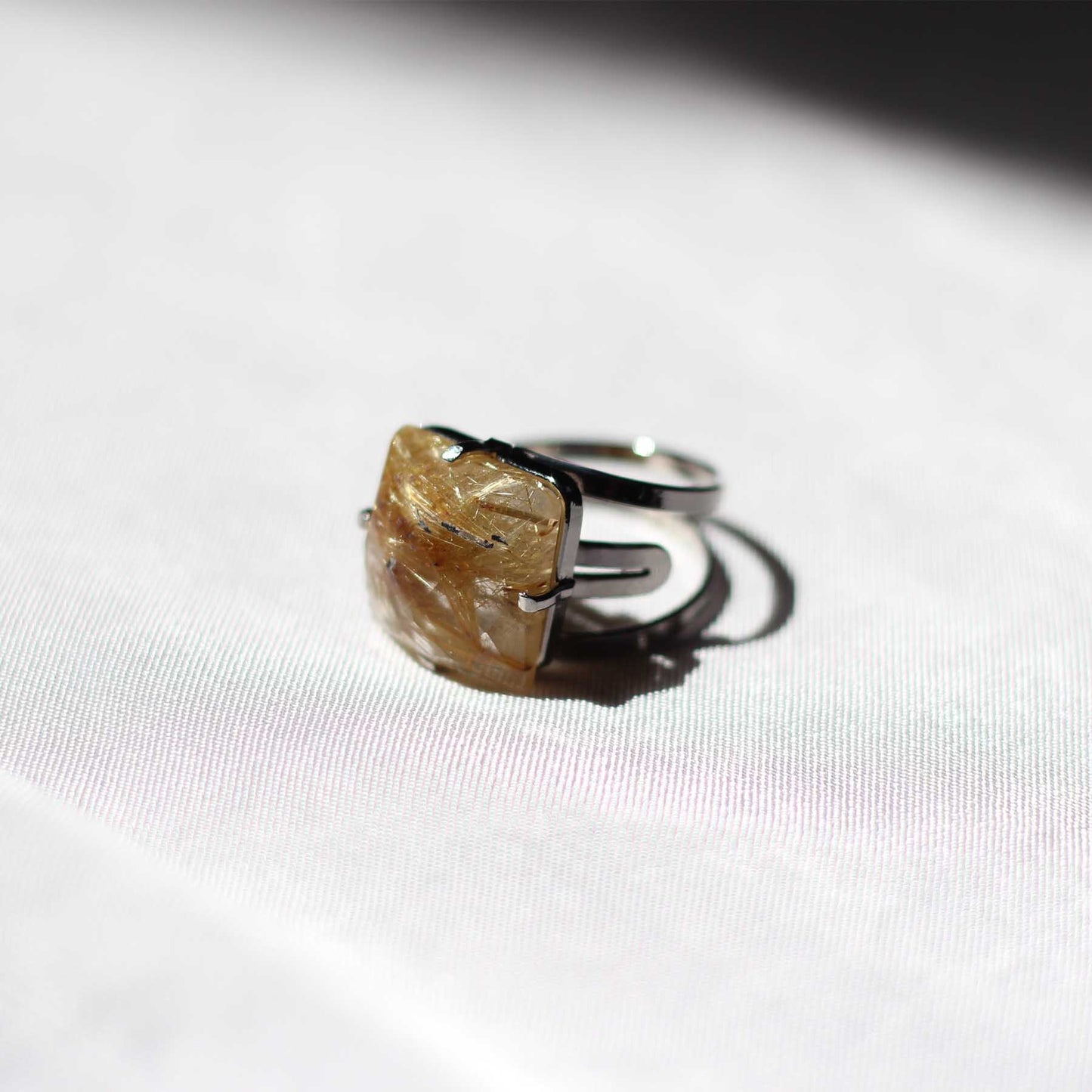 Zlati Rutil - Prstan