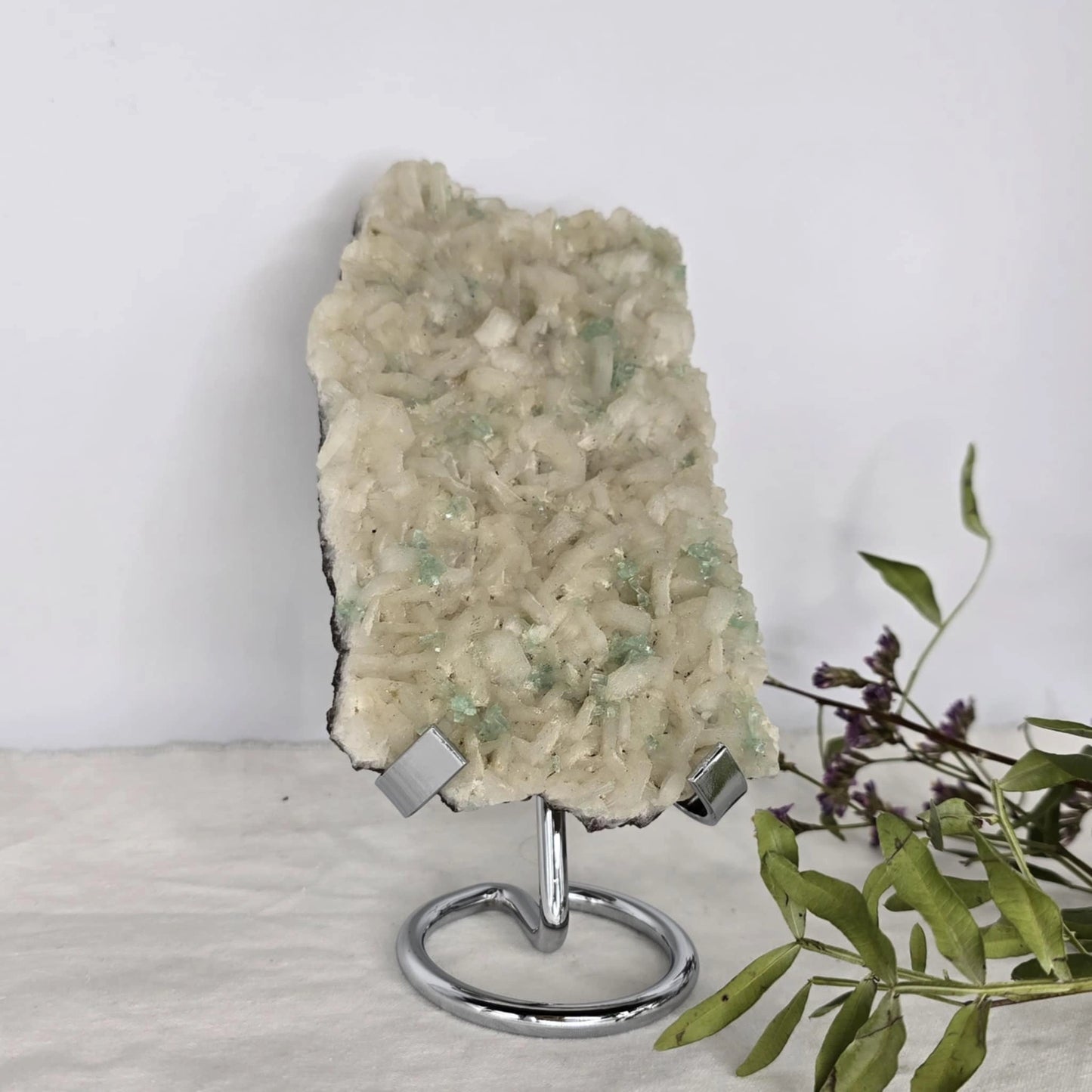 Kristali za duhovno preobrazbo - Zeleni Apofilit Na Stilbitu