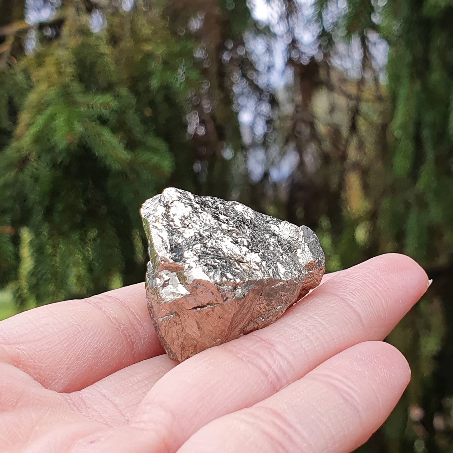 Pirit - Neobdelan Kristal