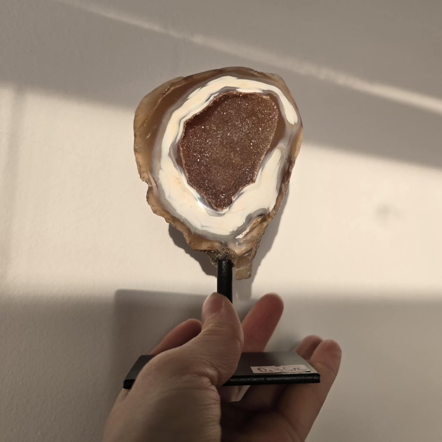 Ahat Druzy - Kristal Na Stojalu #350