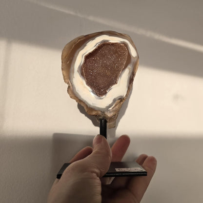 Ahat Druzy - Kristal Na Stojalu #350