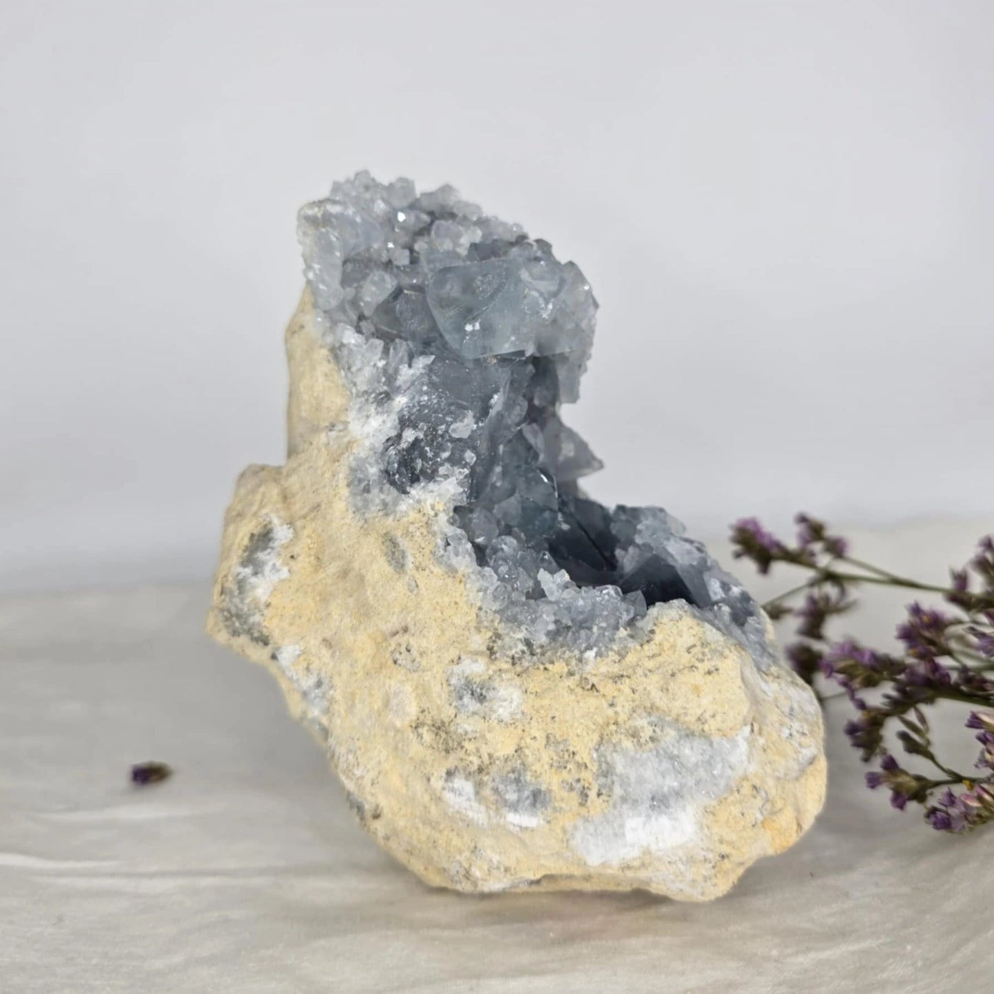 Celestin Trgovina S Kristali 