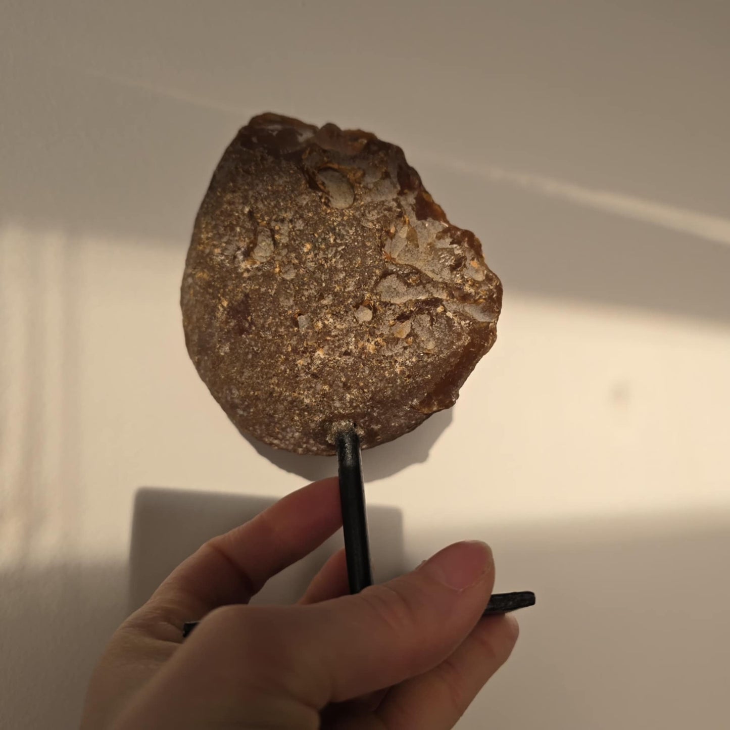 Ahat Druzy - Kristal Na Stojalu #490