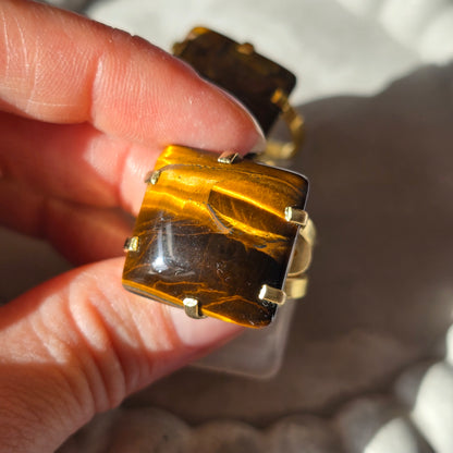 Tigrovo Oko - L Kocka Prstan