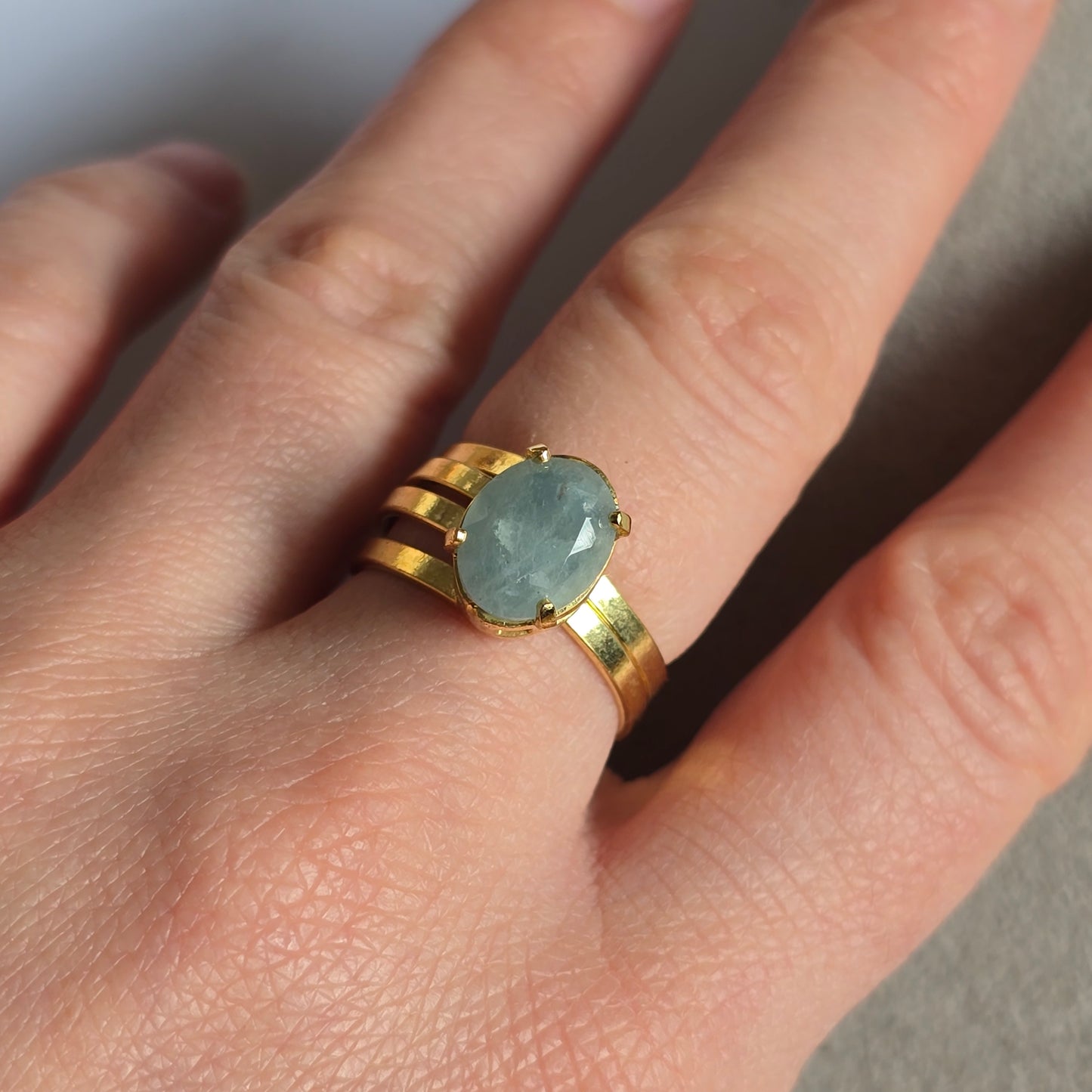 Akvamarin - Mali Oval Prstan