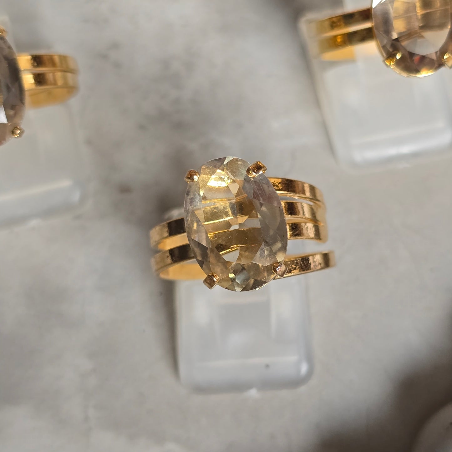 Dimni Kremen - Mali Oval Prstan