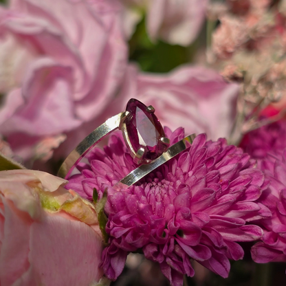 Garnet - Teardrop Silver Ring