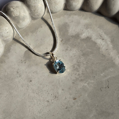 Aquamarine - Mini Oval Silver