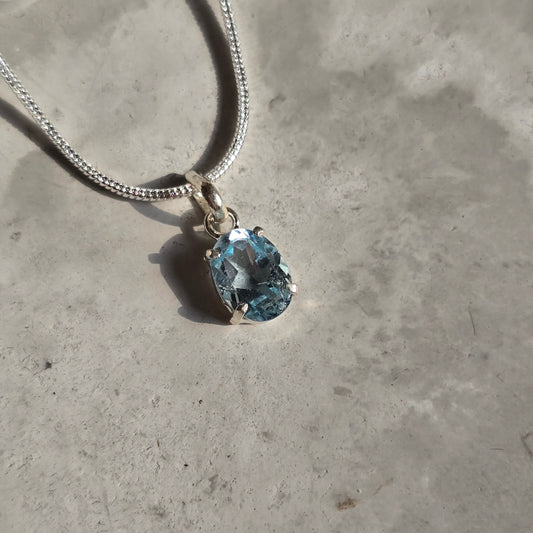 Aquamarine - Mini Oval Silver