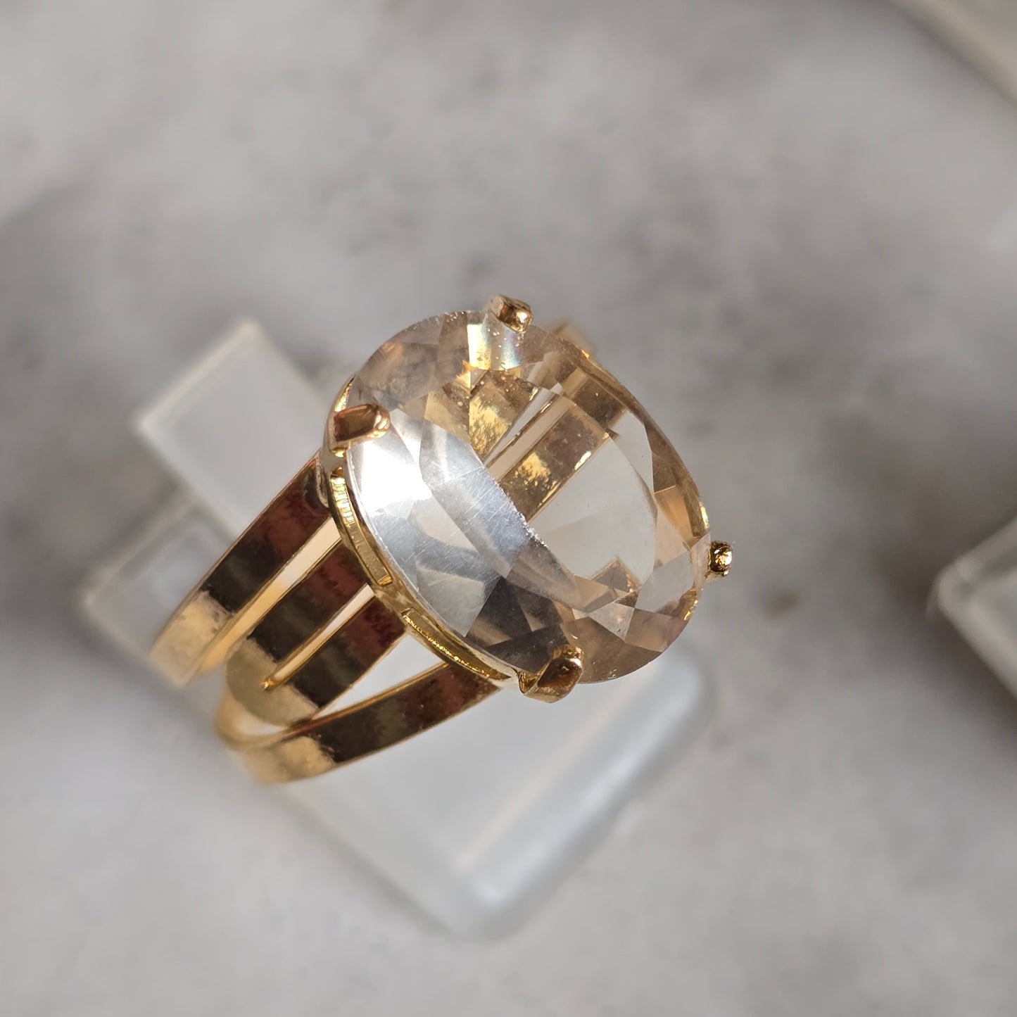 Dimni Kremen - Mali Oval Prstan