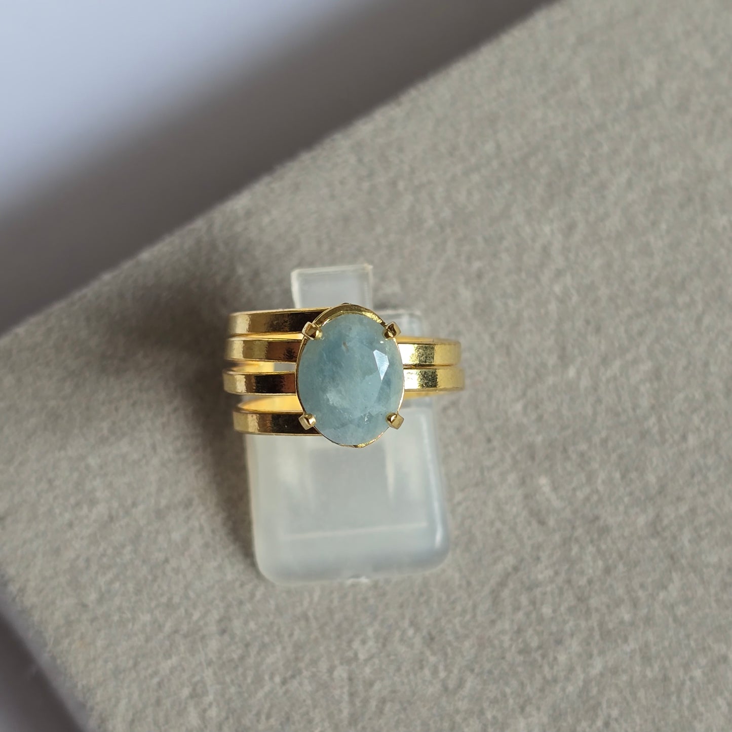 Akvamarin - Mali Oval Prstan