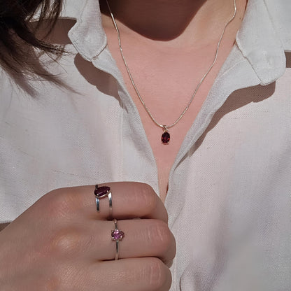 Garnet - Mini Oval Silver